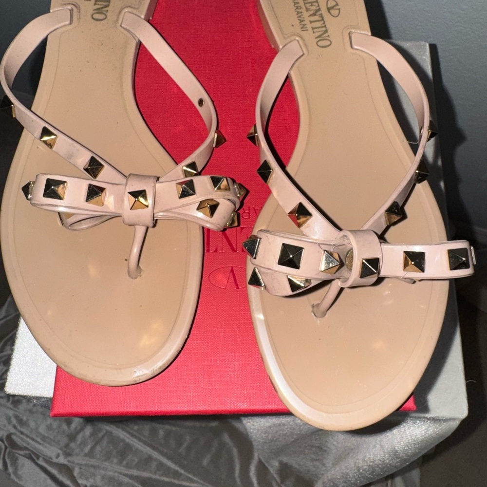 Valentino Garavani Pink Studded Sandals - Picture 3 of 8